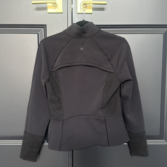 Lululemon Mesh Detailed Zip Up Jacket - Picture 4 of 6